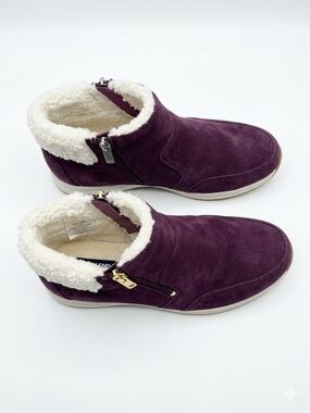 Women's Suede Sherpa-Lined Ankle Boots - Plum